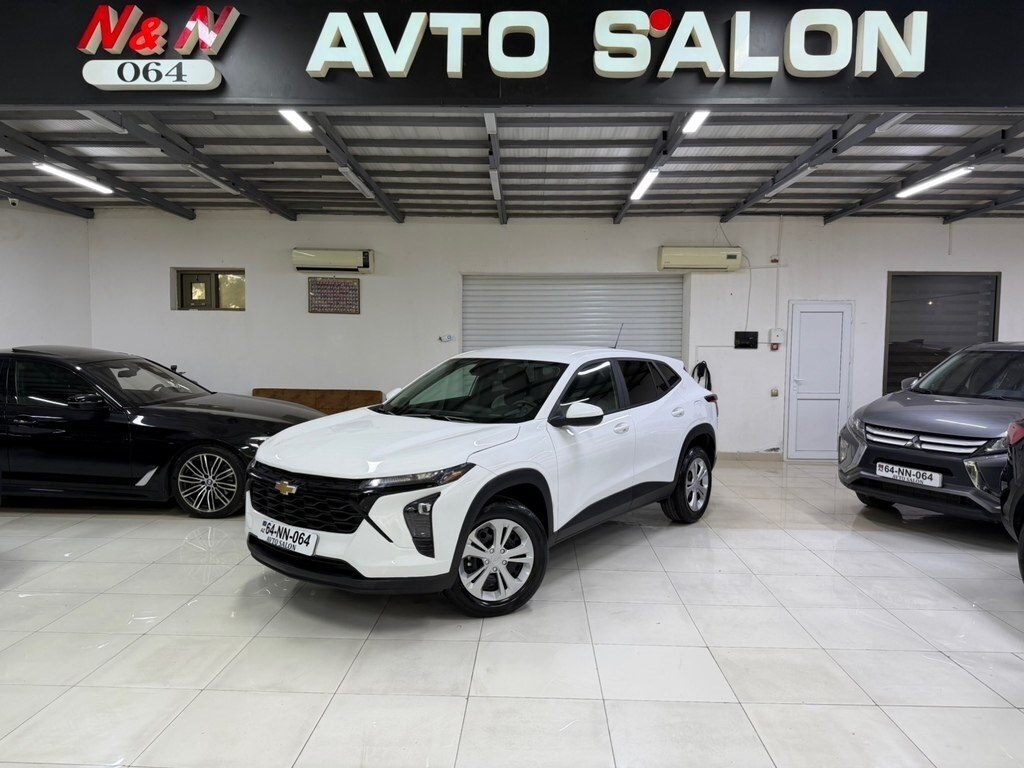 2024 Chevrolet Trax, 1.2L, 61400km - Image 1