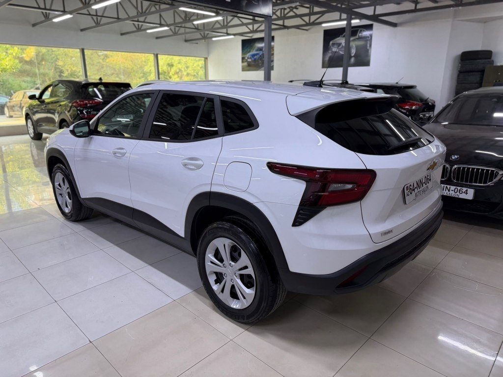 2024 Chevrolet Trax, 1.2L, 61400km - Image 6