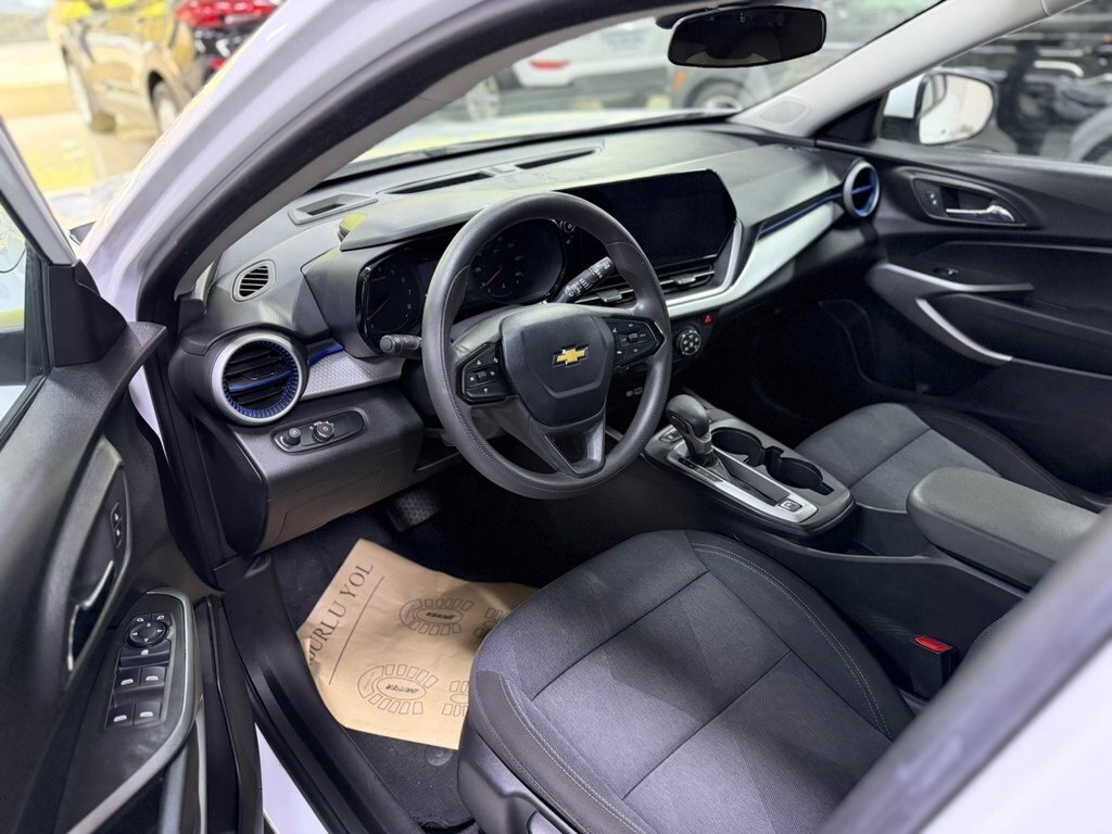 2024 Chevrolet Trax, 1.2L, 61400km - Image 8