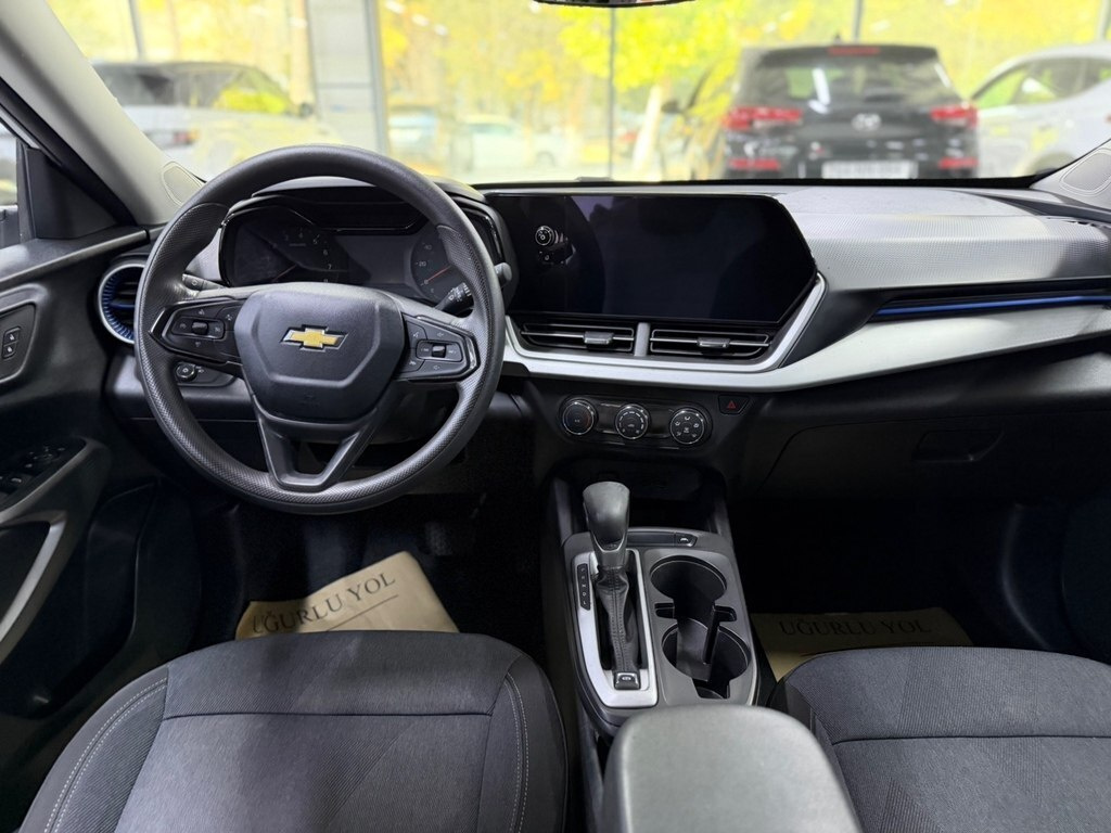 2024 Chevrolet Trax, 1.2L, 61400km - Image 9