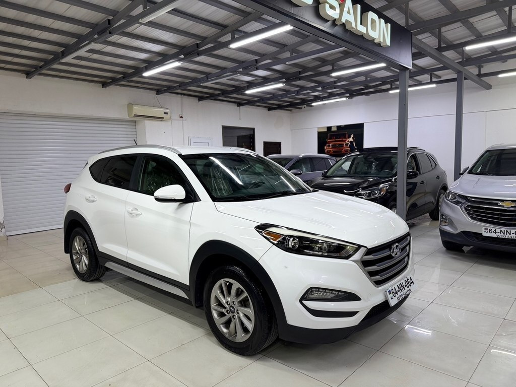 2017 Hyundai Tucson, 1.6L, 119300km - Image 3
