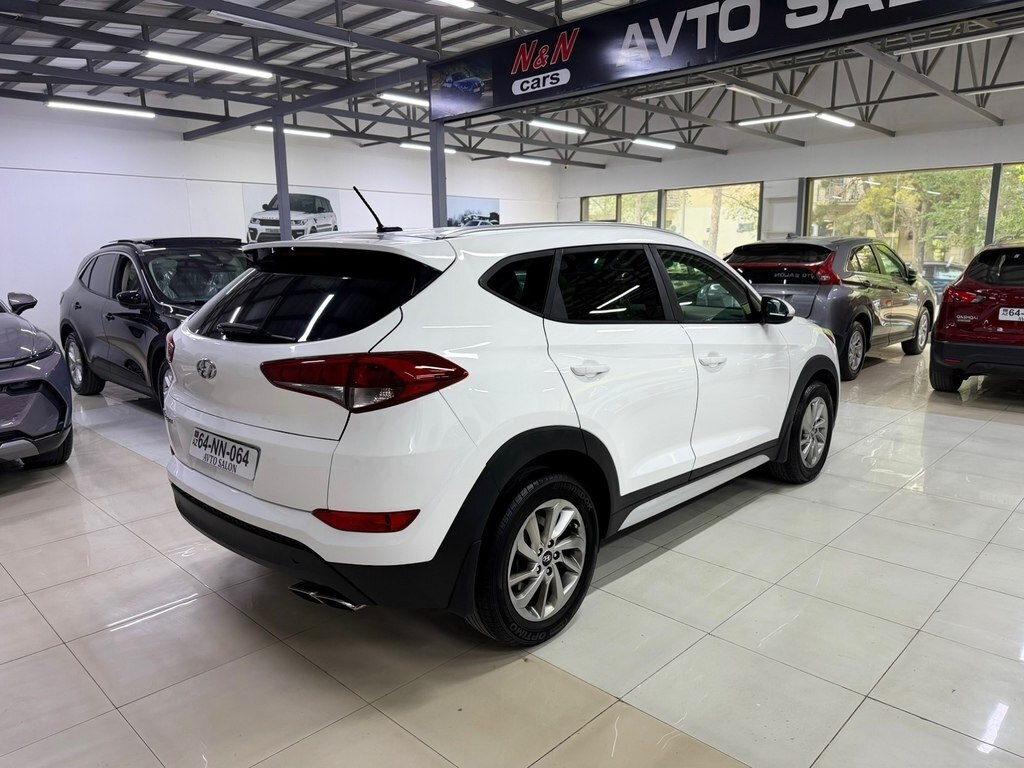 2017 Hyundai Tucson, 1.6L, 119300km - Image 7