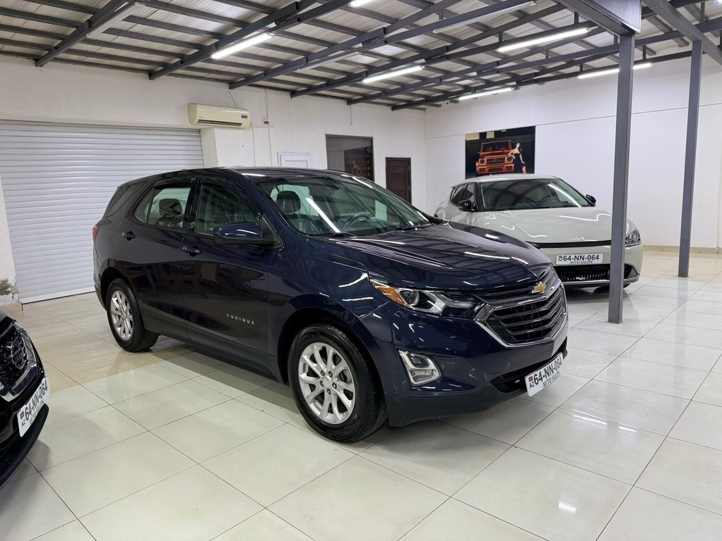 2018 Chevrolet Equinox, 1.5L, 81700km - Image 3