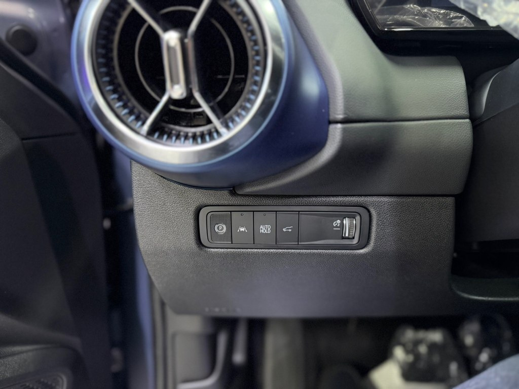 2025 Chevrolet Equinox EV, 0.0L, 3500km - Image 18