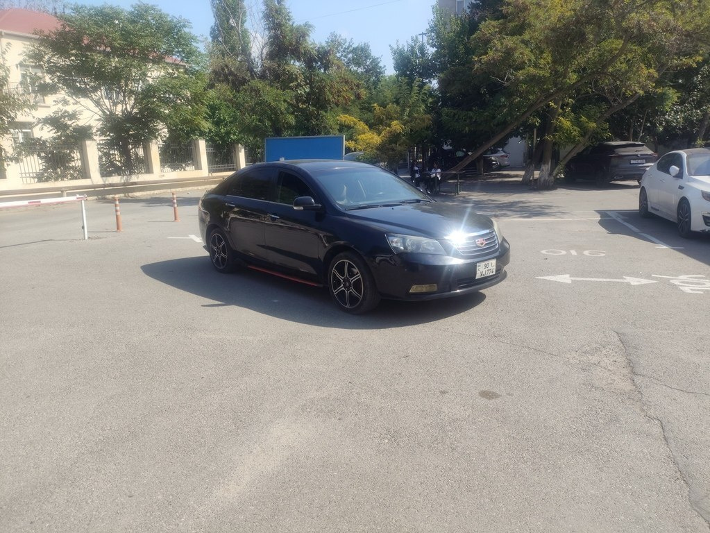 2012 Geely Emgrand EC7, 1.8L, 254780km - Image 11