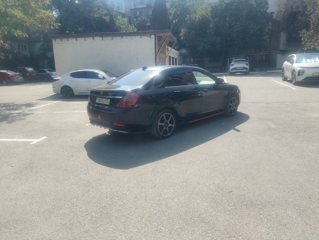2012 Geely Emgrand EC7, 1.8L, 254780km - Image 7