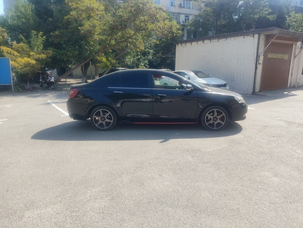 2012 Geely Emgrand EC7, 1.8L, 254780km - Image 8