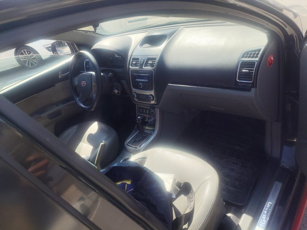 2012 Geely Emgrand EC7, 1.8L, 254780km - Image 9