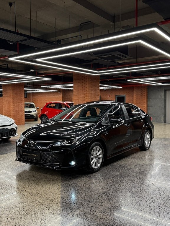 2025 Toyota Corolla, 1.8L, 0km - Image 2