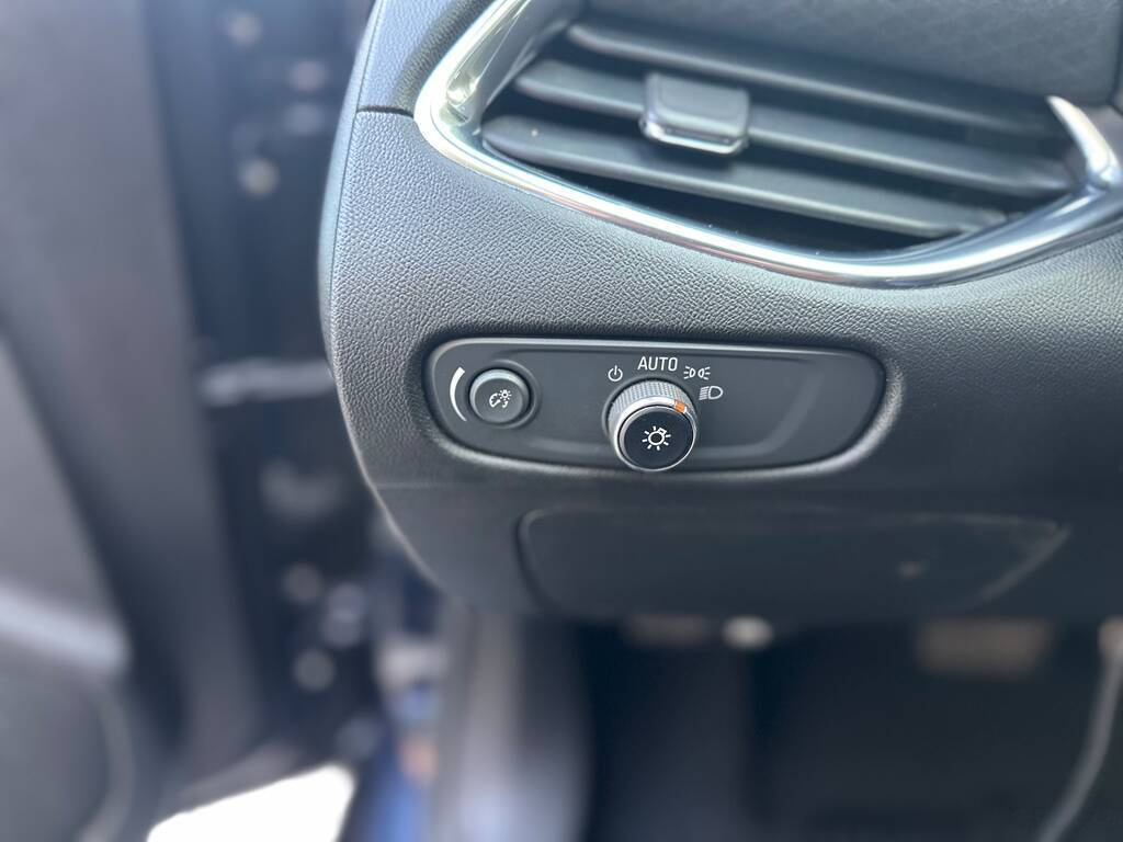 2016 Chevrolet Malibu, 1.5L, 182000km - Image 14