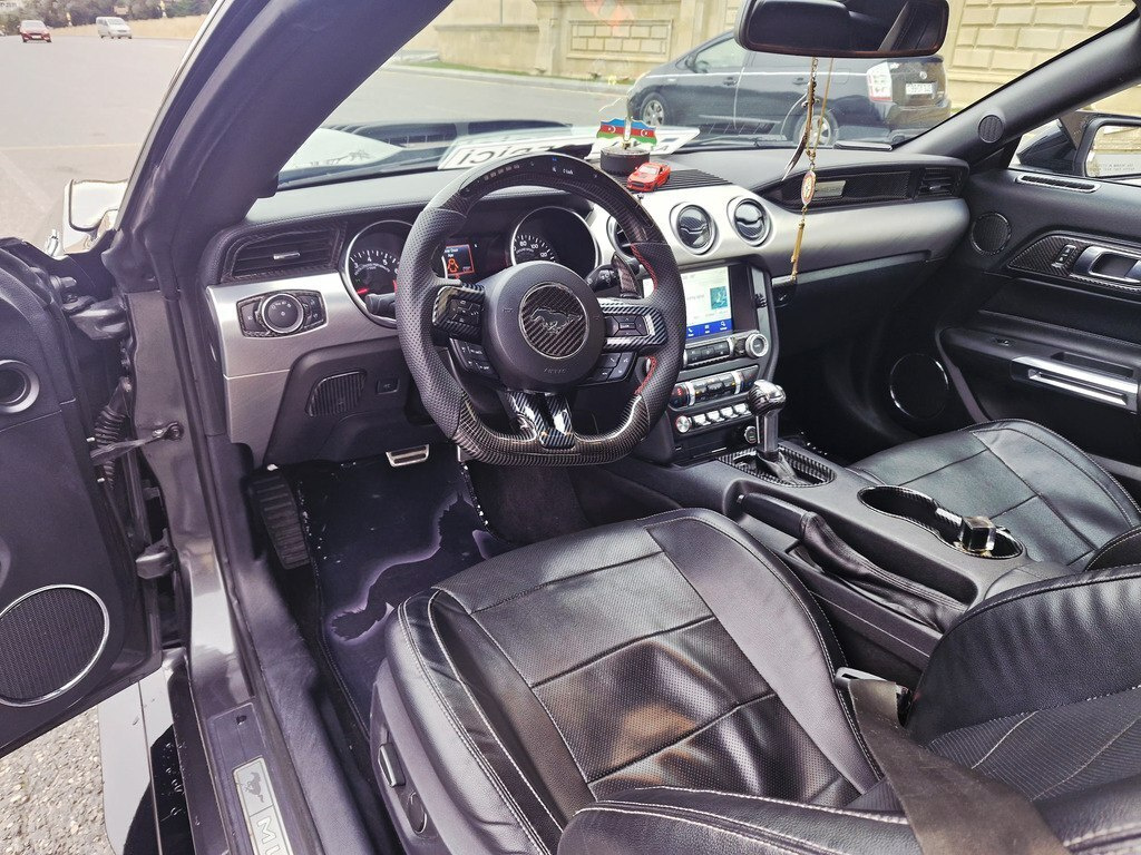 2019 Ford Mustang, 2.3L, 131000km - Image 12