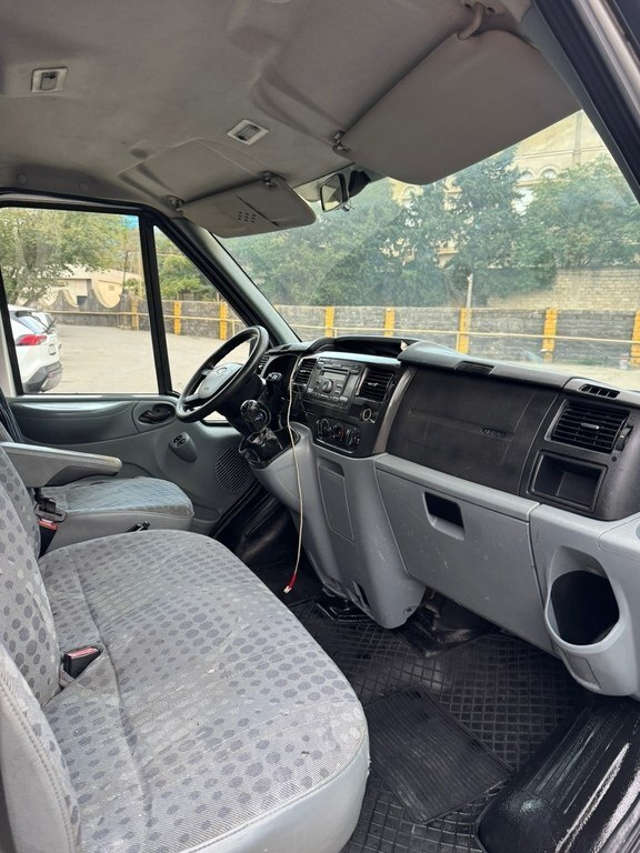 2009 Ford Transit, 2.2L, 237410km - Image 4