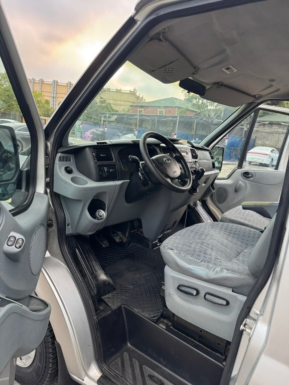 2009 Ford Transit, 2.2L, 237410km - Image 5