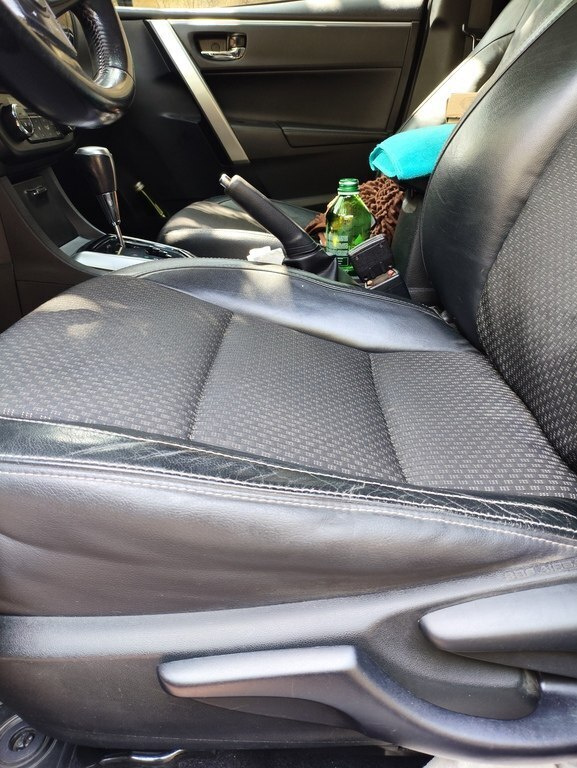 2014 Toyota Corolla, 1.6L, 181126km - Image 5