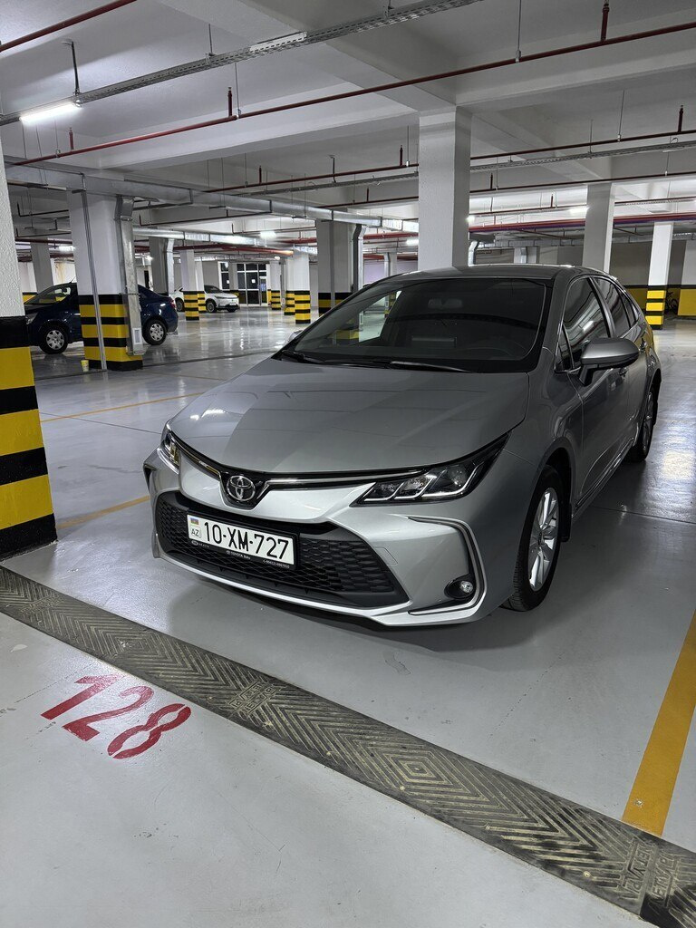 2023 Toyota Corolla, 1.6L, 42000km - Image 2