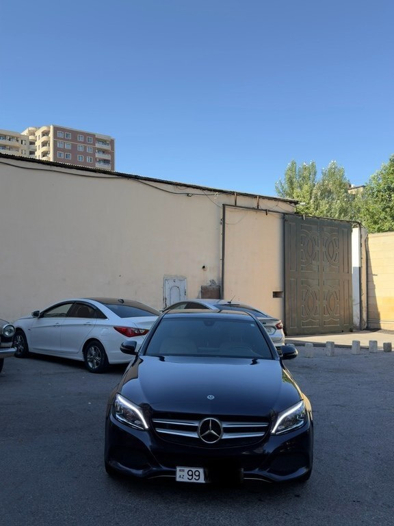 2018 Mercedes C 300, 2.0L, 117000km - Image 18