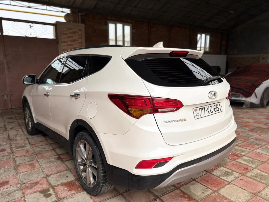 2016 Hyundai Santa Fe, 2.0L, 160000km - Image 6