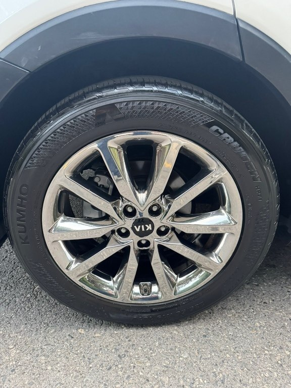 2017 Kia Sorento, 2.0L, 224000km - Image 14