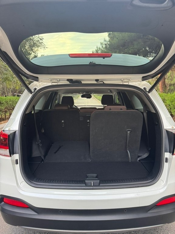 2017 Kia Sorento, 2.0L, 224000km - Image 5