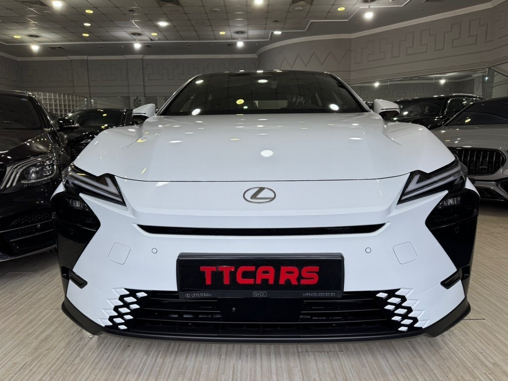 2026 Lexus ES 350h, 2.5L, 0km - Image 1