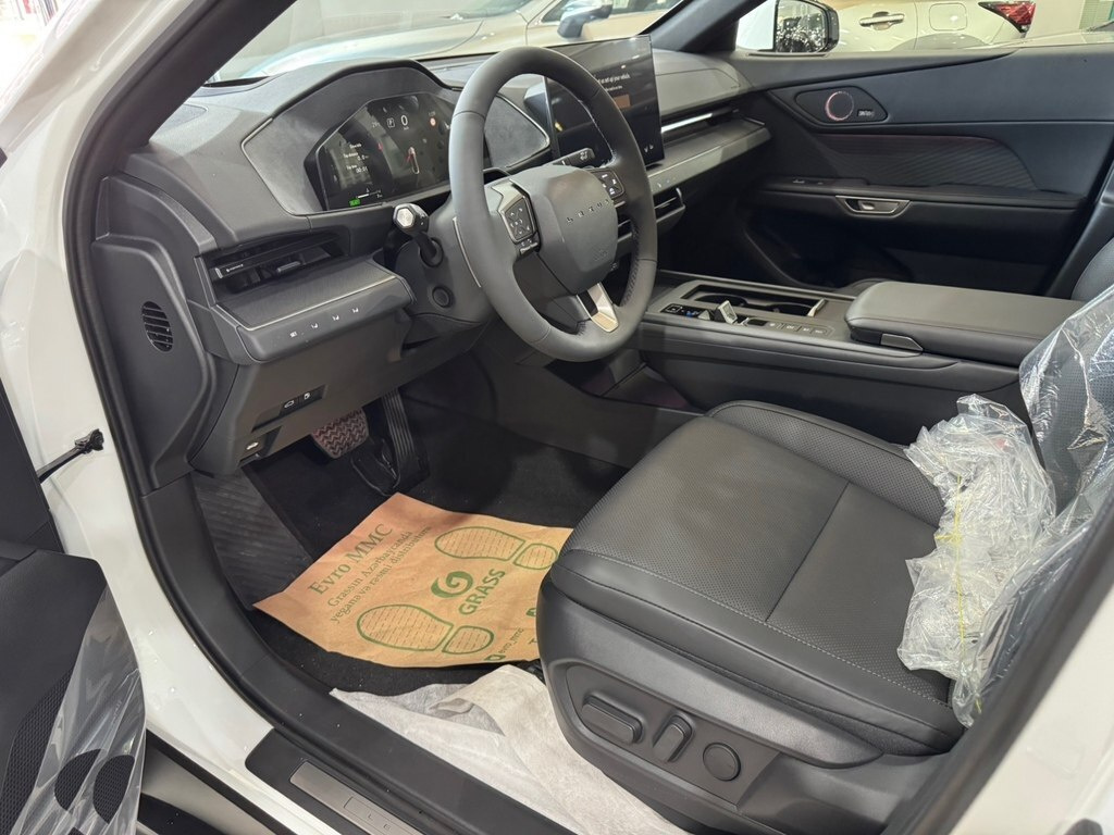 2026 Lexus ES 350h, 2.5L, 0km - Image 12