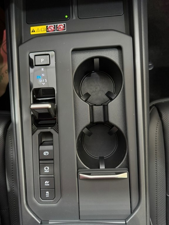 2026 Lexus ES 350h, 2.5L, 0km - Image 24