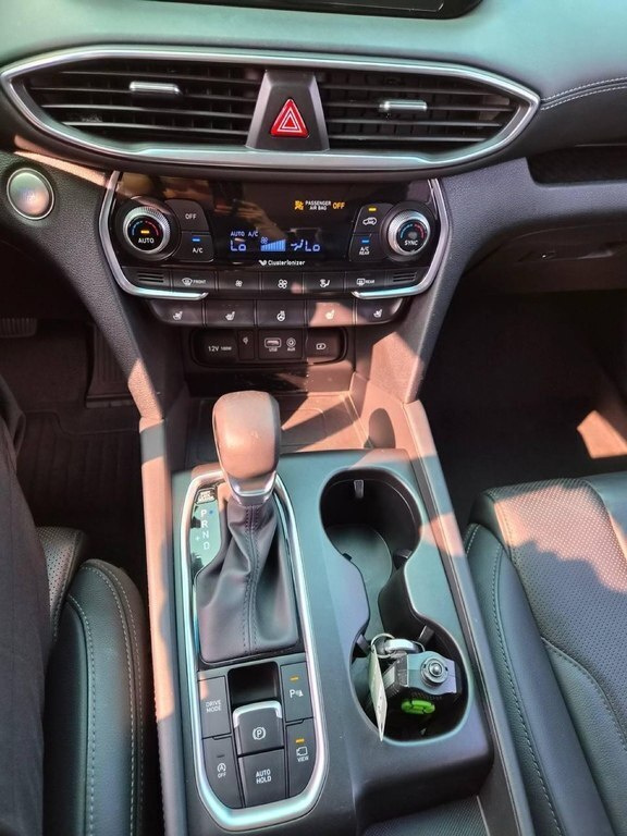 2018 Hyundai Santa Fe, 2.0L, 77400km - Image 12