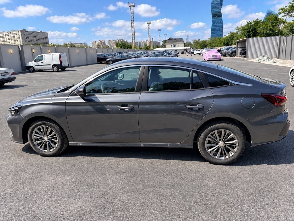 2026 MG 5, 1.5L, 0km - Image 6
