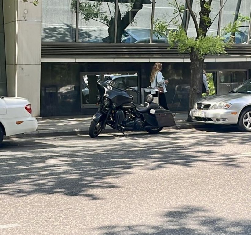 2010 Harley‑Davidson FLHX Street Glide, 1.6L, 35000km - Image 2