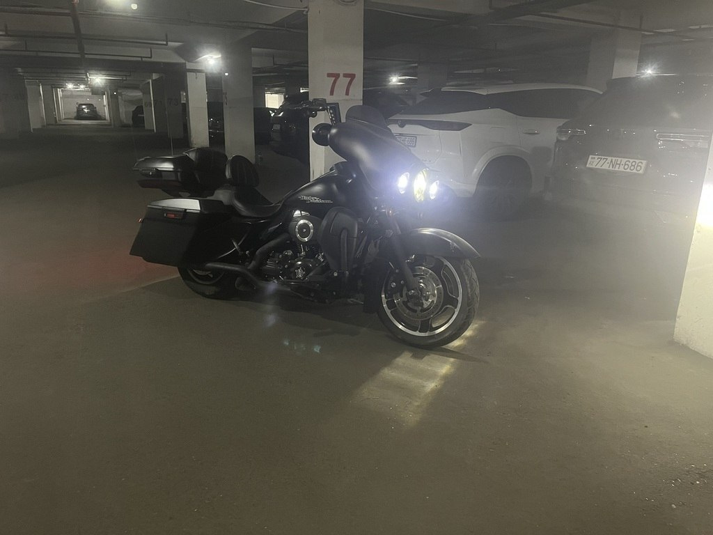 2010 Harley‑Davidson FLHX Street Glide, 1.6L, 35000km - Image 3