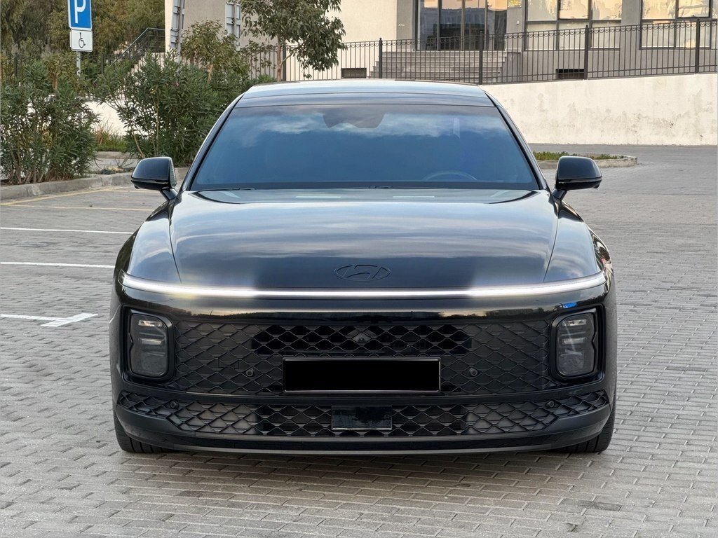 2023 Hyundai Grandeur, 1.6L, 36300km - Image 1