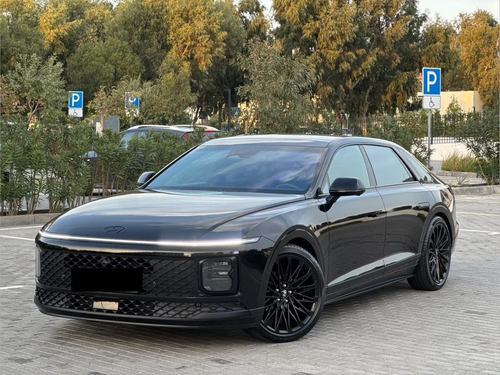 2023 Hyundai Grandeur, 1.6L, 36300km - Image 5