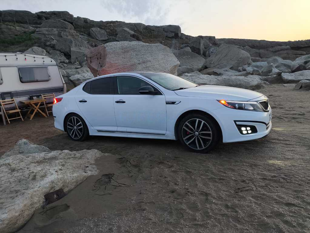 2015 Kia Optima, 2.0L, 217000km - Image 2