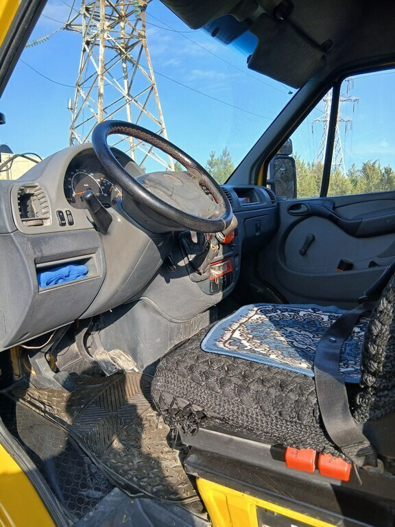 2001 Mercedes Sprinter 515, 2.2L, 295000km - Image 6
