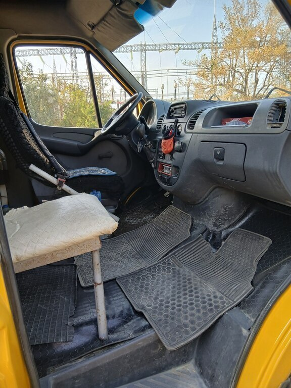 2001 Mercedes Sprinter 515, 2.2L, 295000km - Image 8