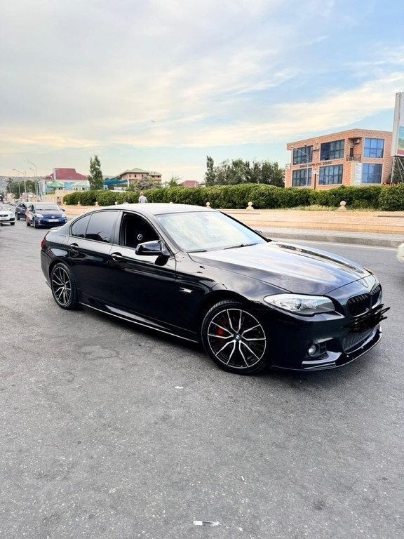 2012 BMW 520, 2.0L, 178500km - Image 4