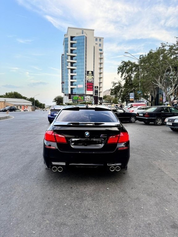 2012 BMW 520, 2.0L, 178500km - Image 5