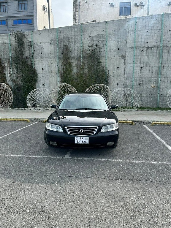 2009 Hyundai Grandeur, 2.7L, 216000km - Image 1