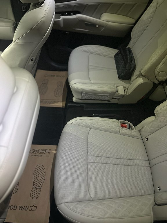 2024 Kia Sorento, 1.6L, 5000km - Image 12
