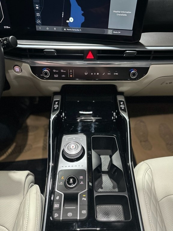 2024 Kia Sorento, 1.6L, 5000km - Image 14