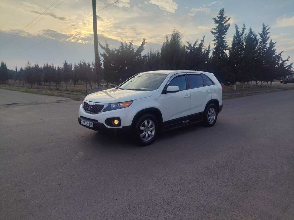 2010 Kia Sorento, 2.0L, 223000km - Image 2