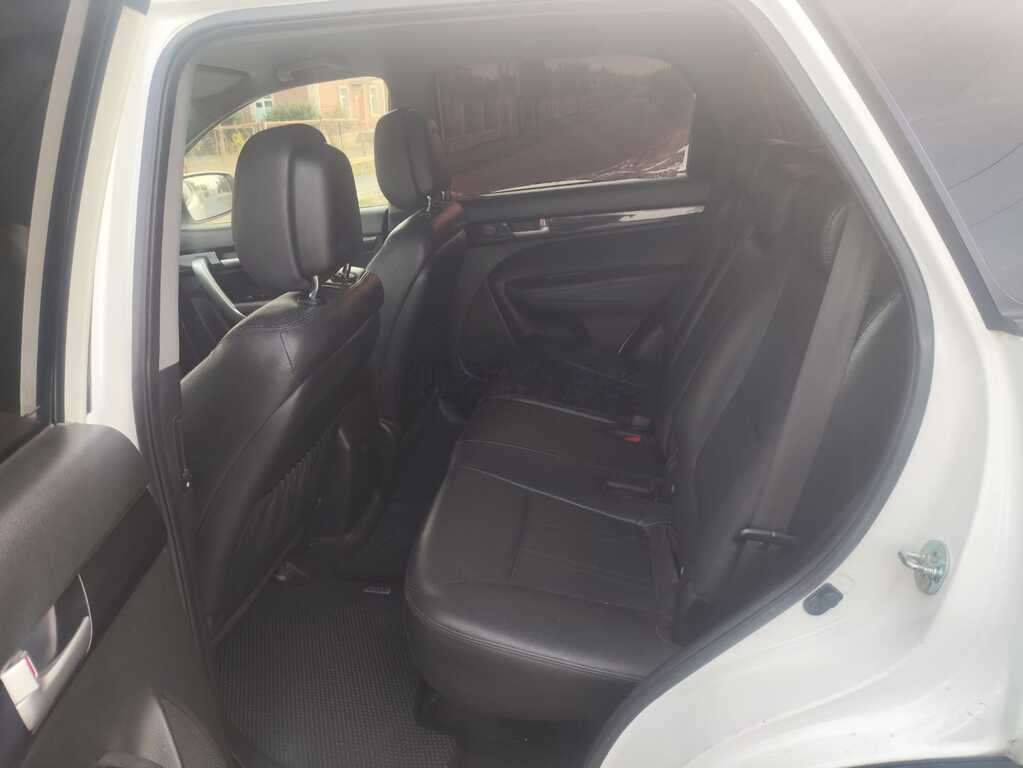 2010 Kia Sorento, 2.0L, 223000km - Image 7