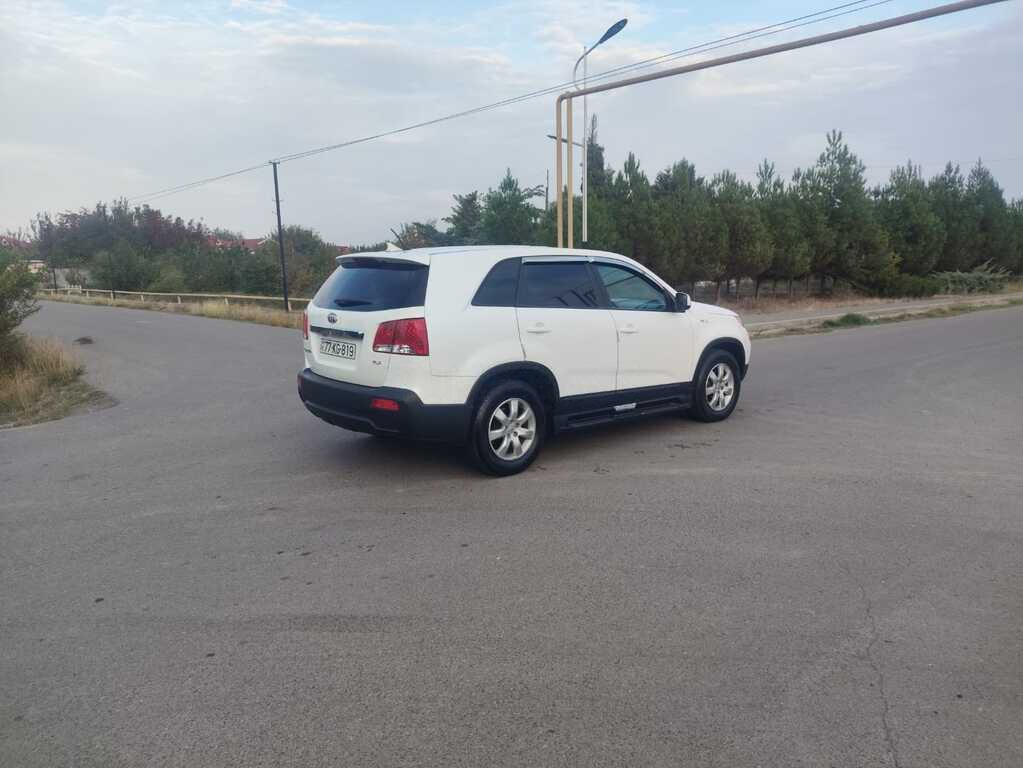 2010 Kia Sorento, 2.0L, 223000km - Image 8