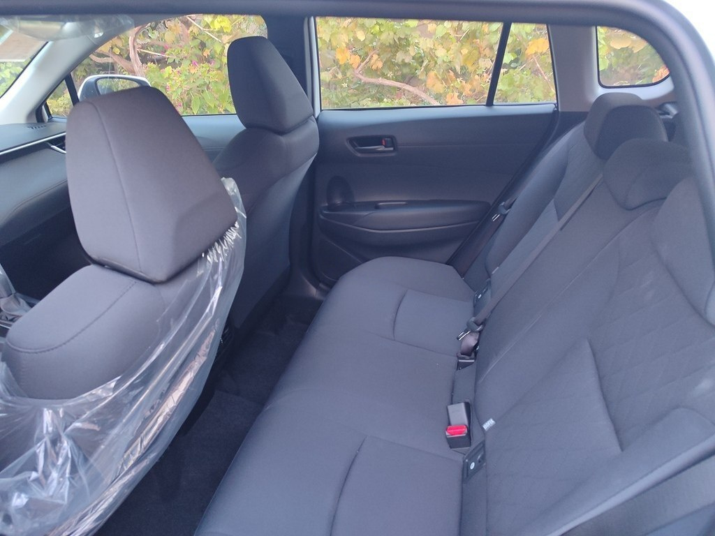 2025 Toyota Corolla Cross, 2.0L, 0km - Image 13