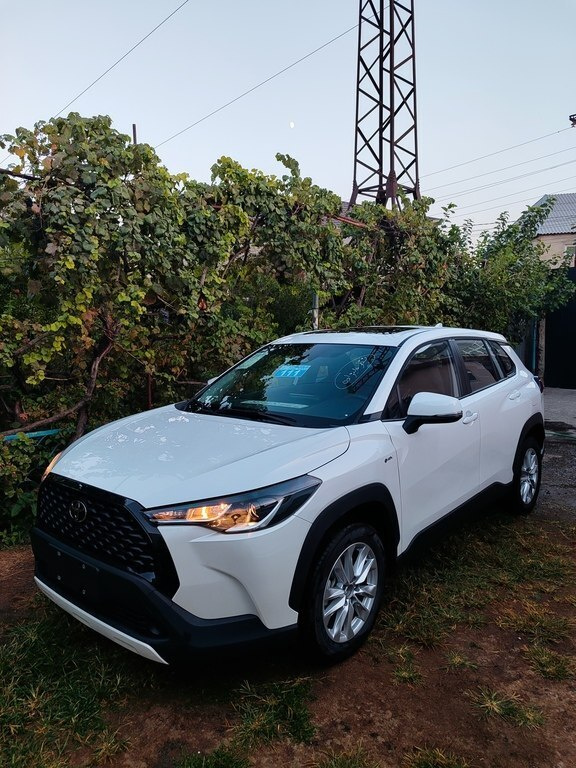 2025 Toyota Corolla Cross, 2.0L, 0km - Image 4