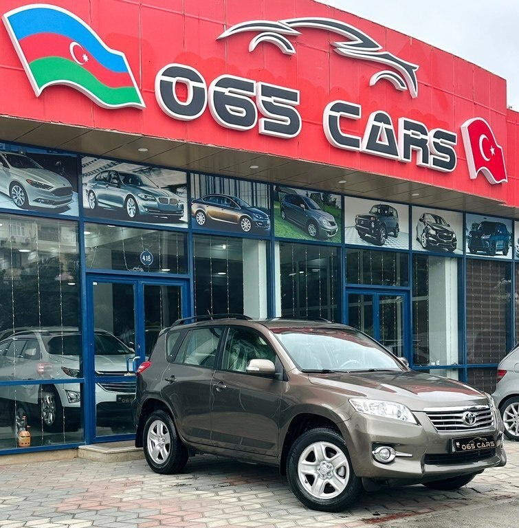 2012 Toyota RAV4, 2.0L, 190000km - Image 4