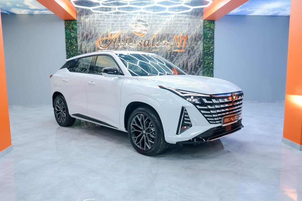 2025 Changan Uni-Z, 1.5L, 0km - Image 2