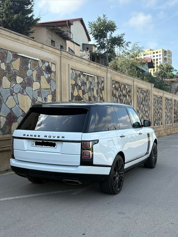 2015 Land Rover Range Rover, 5.0L, 140000km - Image 16