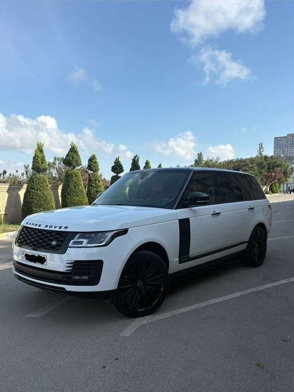 2015 Land Rover Range Rover, 5.0L, 140000km - Image 4