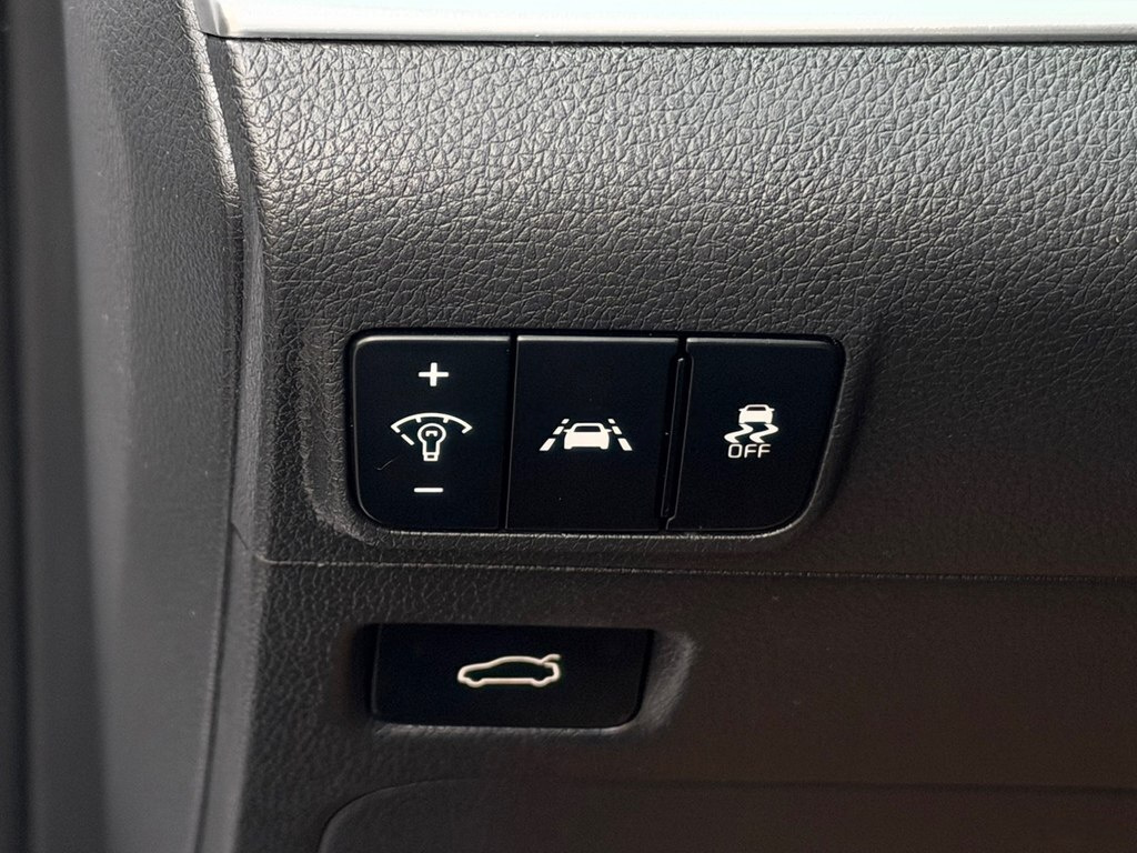 2021 Kia K5, 1.6L, 74000km - Image 11